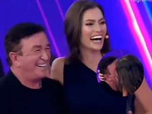 Amado Batista beija esposa no Programa Silvio Santos hoje