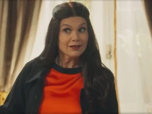 Sandra rouba joias em Ãta Mundo Melhor! e enfrenta o misterioso espírito atormentador