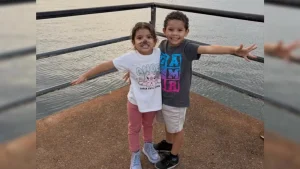 Tragédia em festa de família dois irmãos de 4 anos morrem afogados em piscina hoje