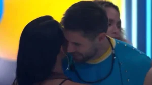 BBB 26 Hoje: 2º Beijo! Jonas e Maxiane Se Beijam e Clima Esquenta